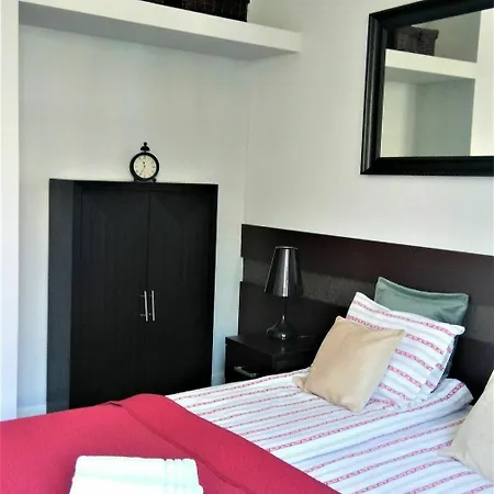 Stars Center By Renters *