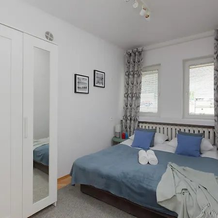 Apartment Stars Center By Renters Warschau