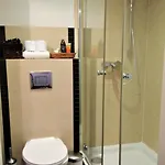 Stars Center By Renters