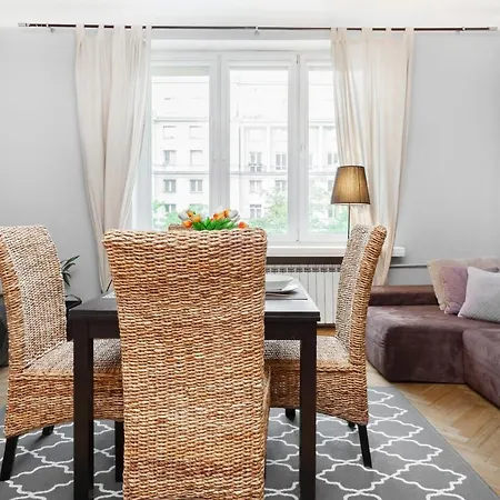 Stars Apartaments City Center By Noclegi Renters * Warsaw